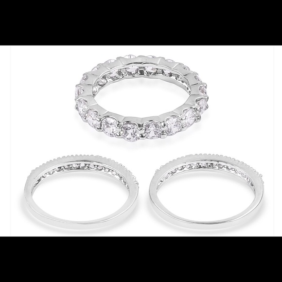 SALE-Set of 3 Eternity Band Rings - Picture 3 of 3